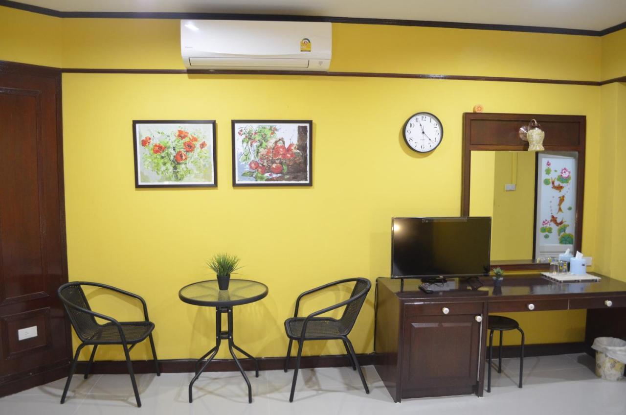 โรงแรมเมืองเพรียวอินน์ Mueang Phriao Inn Hotel Saraburi Bagian luar foto