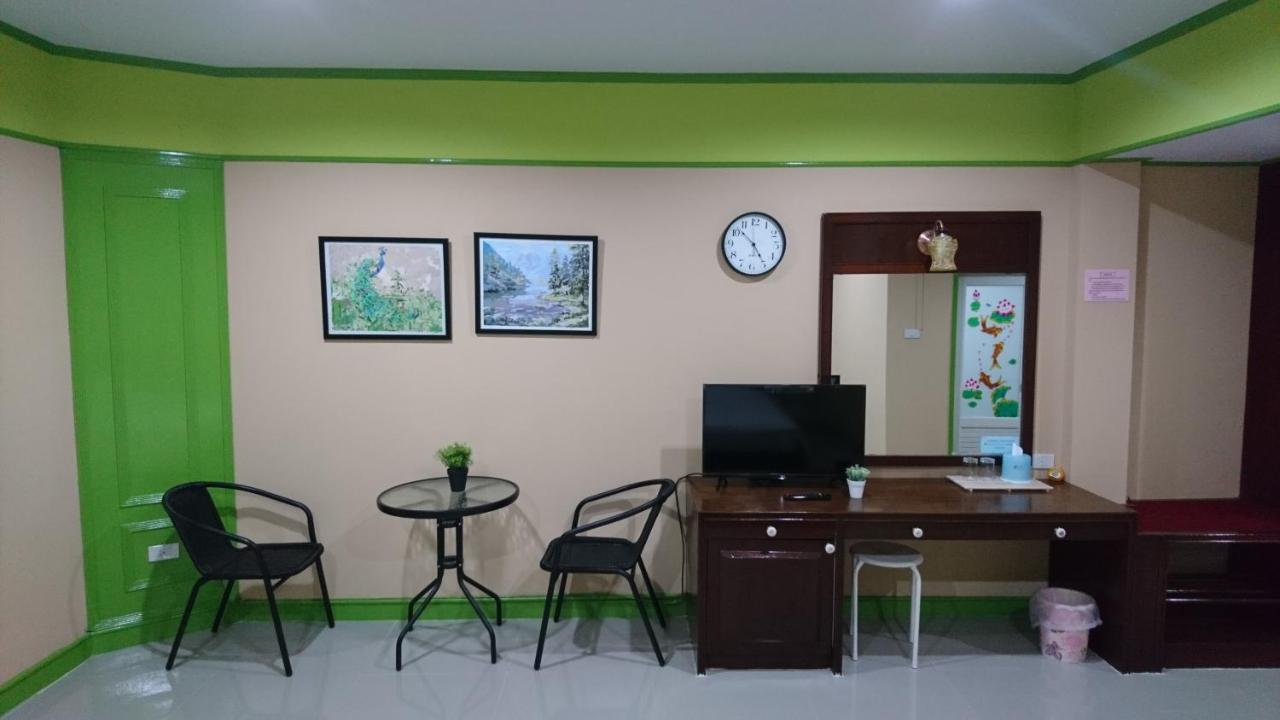 โรงแรมเมืองเพรียวอินน์ Mueang Phriao Inn Hotel Saraburi Bagian luar foto