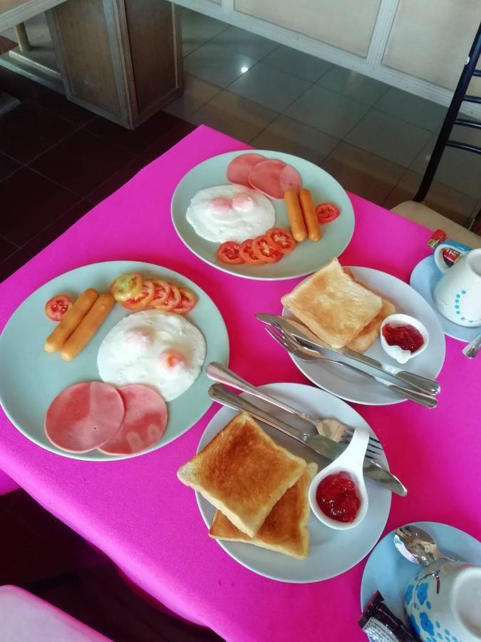 โรงแรมเมืองเพรียวอินน์ Mueang Phriao Inn Hotel Saraburi Bagian luar foto